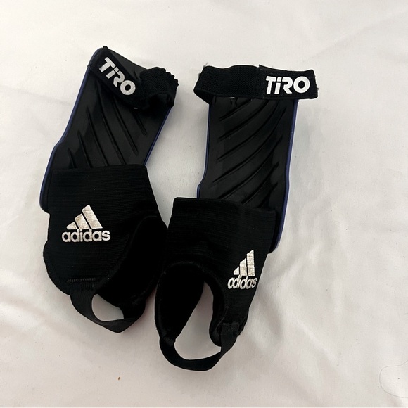 Youth Adidas Bundle of (2) Shin Guards Messi Soccer Blue/White, Orange/Turquoise - Picture 3 of 7